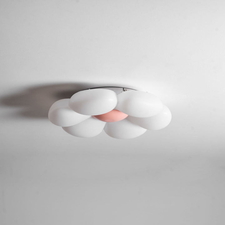 Lampa sufitowa w kształcie kwiatu z sześcioma płatkami do pokoju dziecięcego
