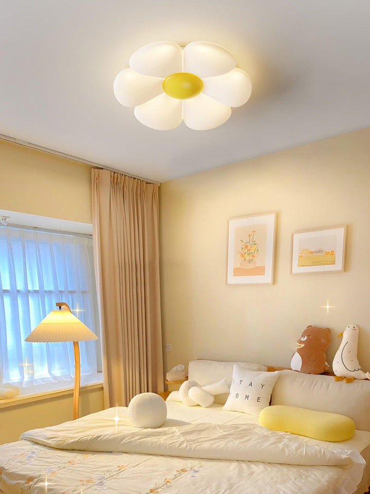 Lampa sufitowa w kształcie kwiatu z sześcioma płatkami do pokoju dziecięcego