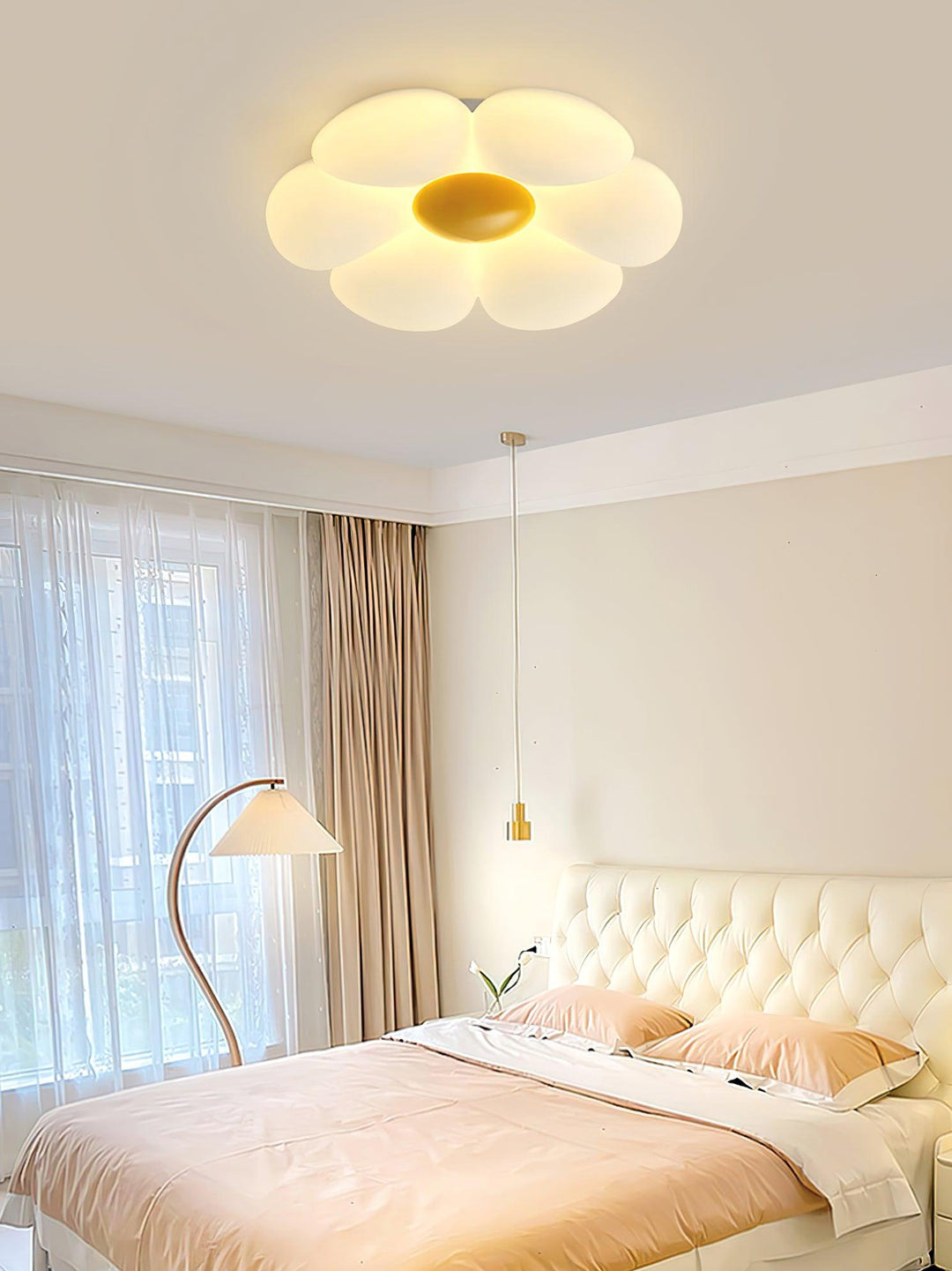 Lampa sufitowa w kształcie kwiatu z sześcioma płatkami do pokoju dziecięcego