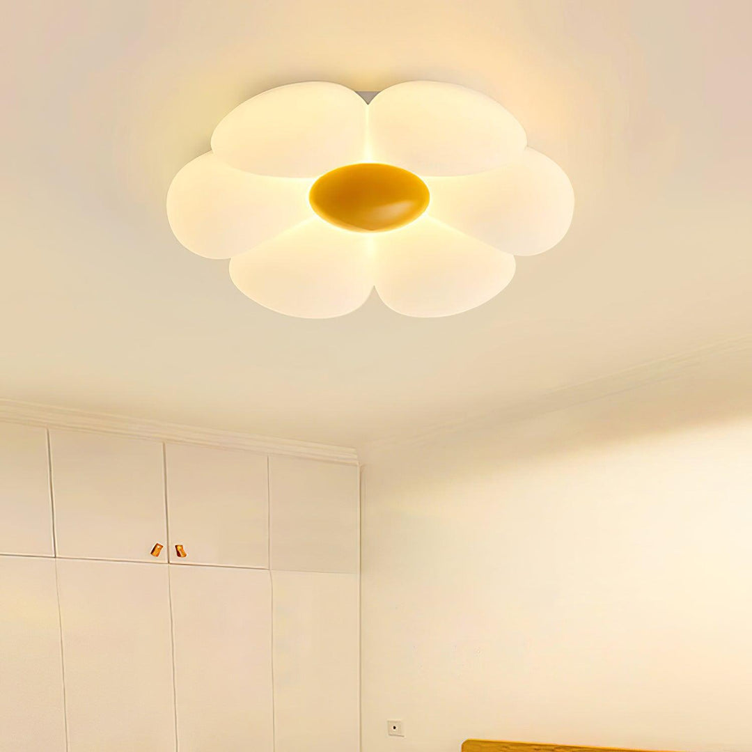 Lampa sufitowa w kształcie kwiatu z sześcioma płatkami do pokoju dziecięcego