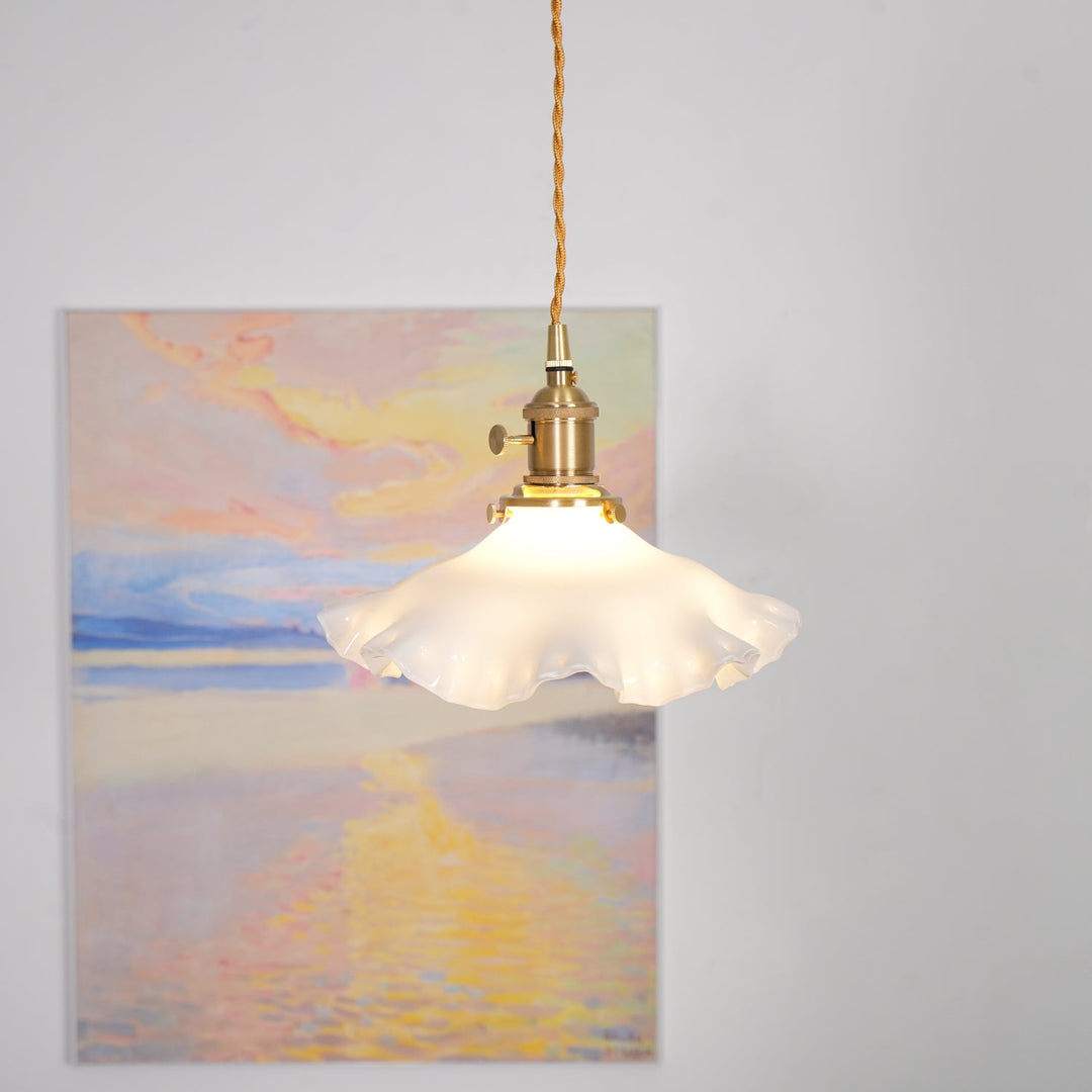 Mała Lampa Wisząca z Kwiatowym Wzorem