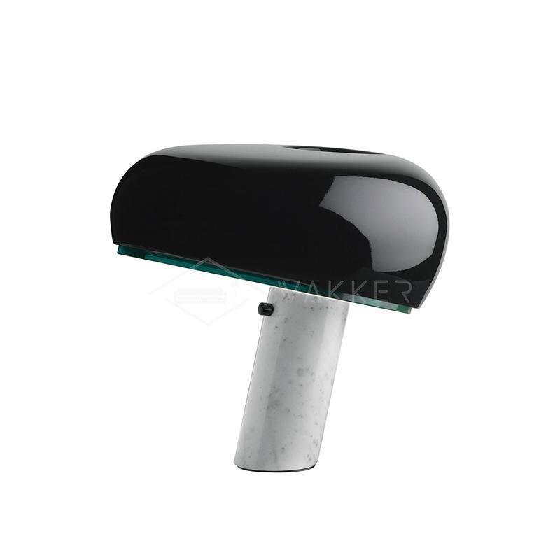 Lampa stołowa Nucleus z marmuru