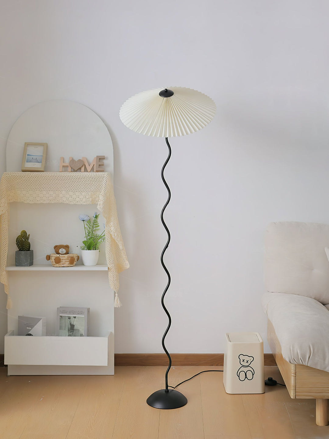 Lampa Podłogowa Squiggle