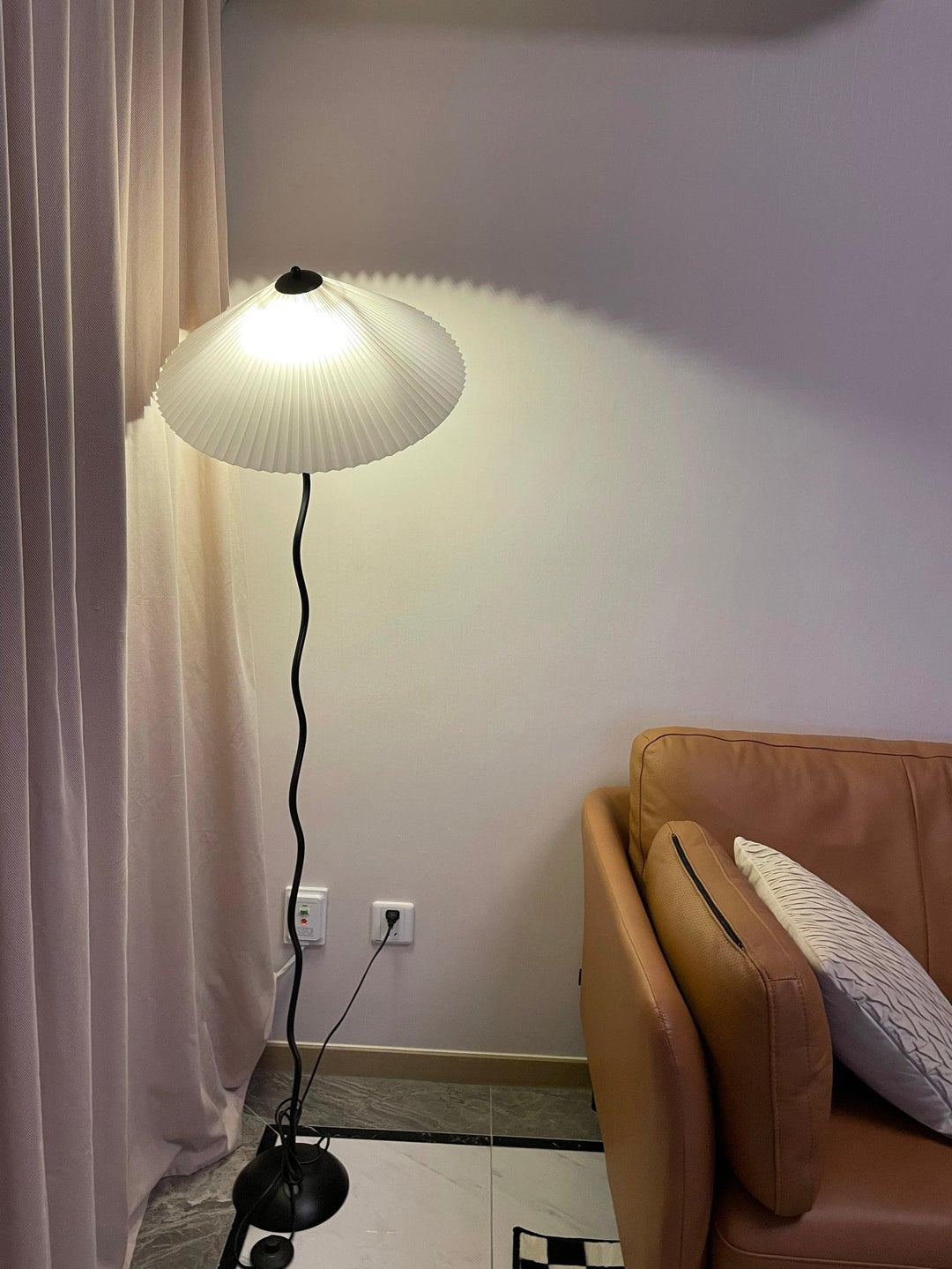Lampa Podłogowa Squiggle