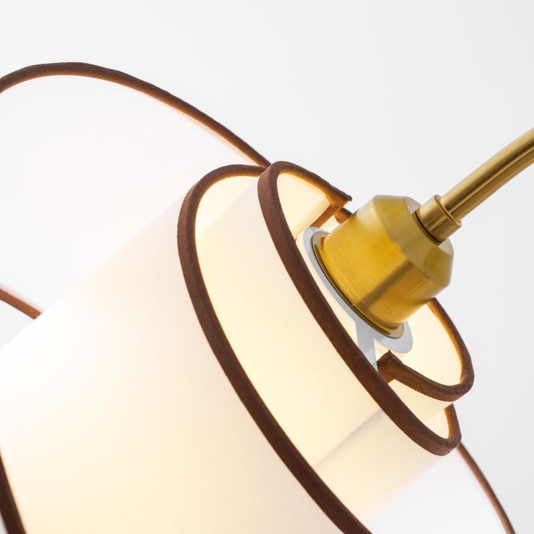 Lampa podłogowa Stelmo z zakrzywioną szyją