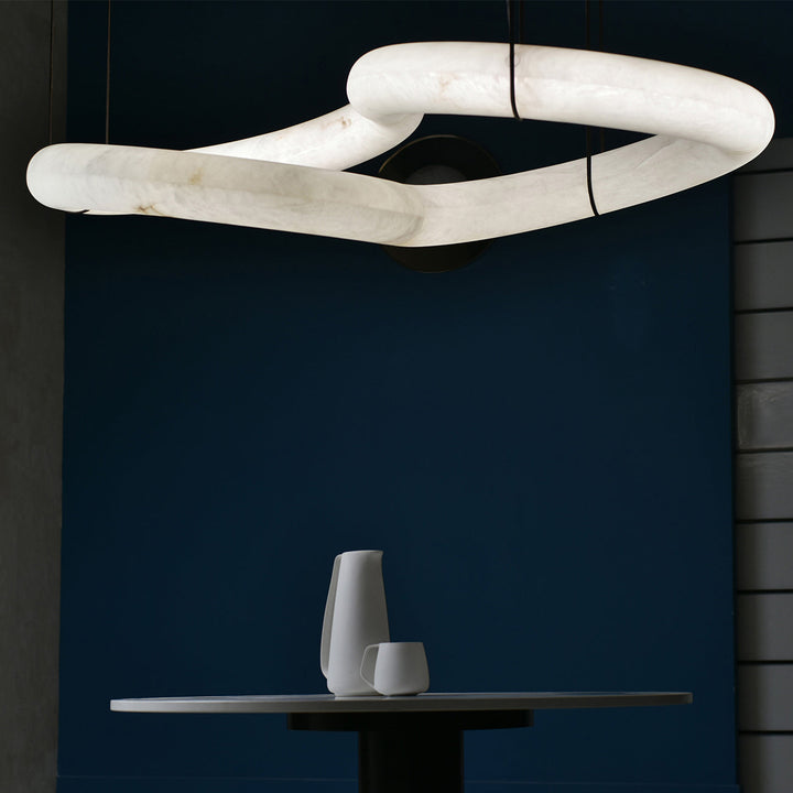 Uproszczona Lampa Wisząca z Alabastru