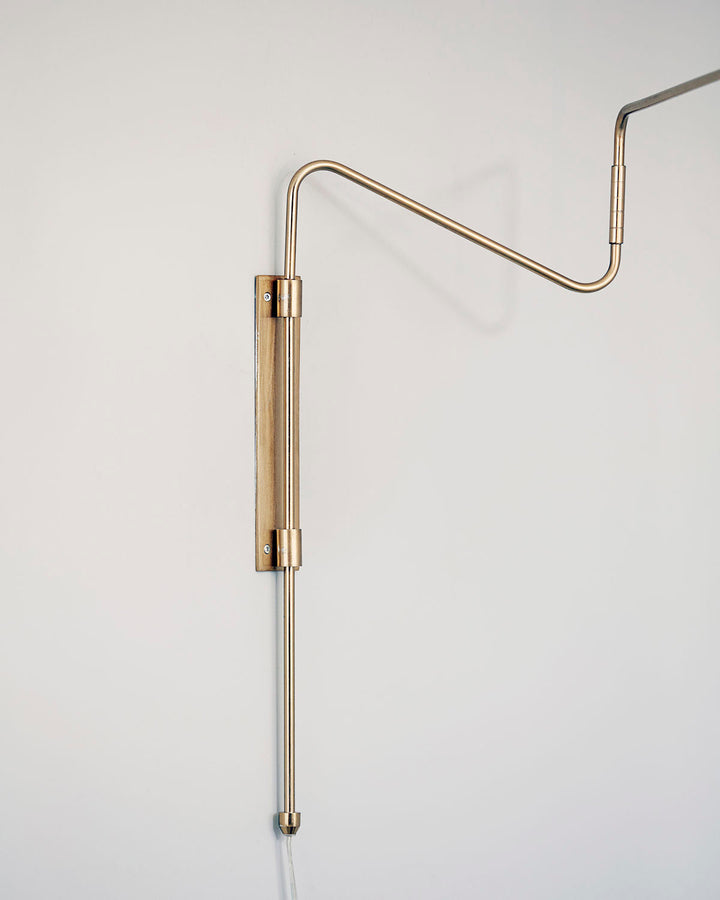 Lampa Ścienna Swing