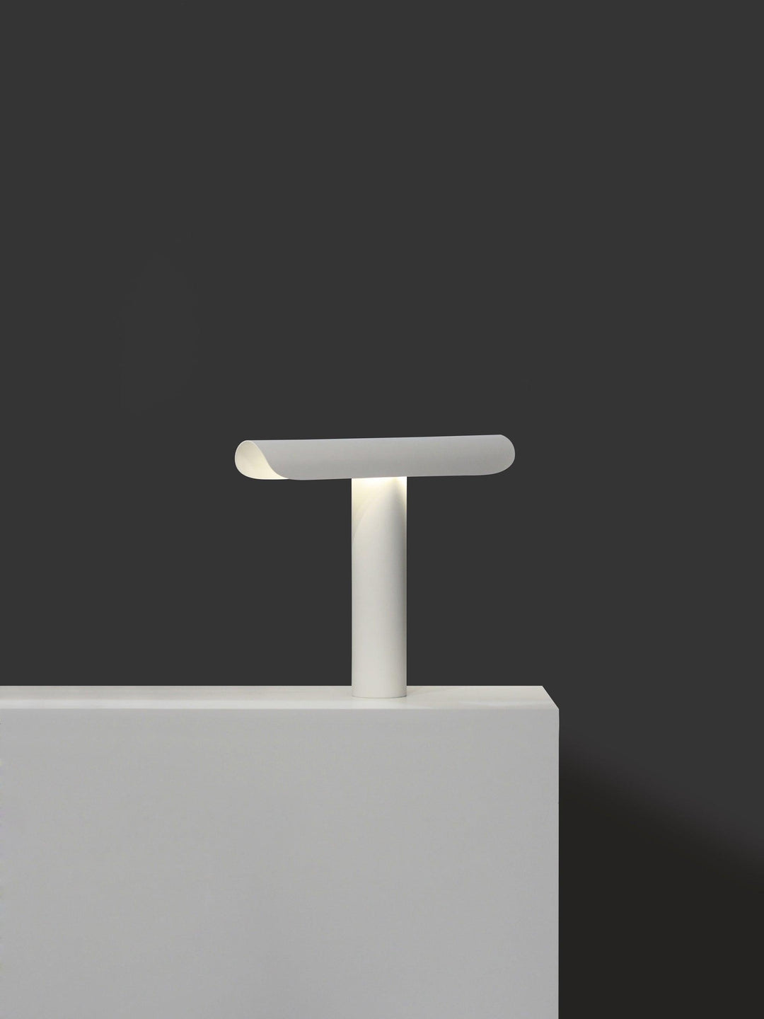 Lampa T
