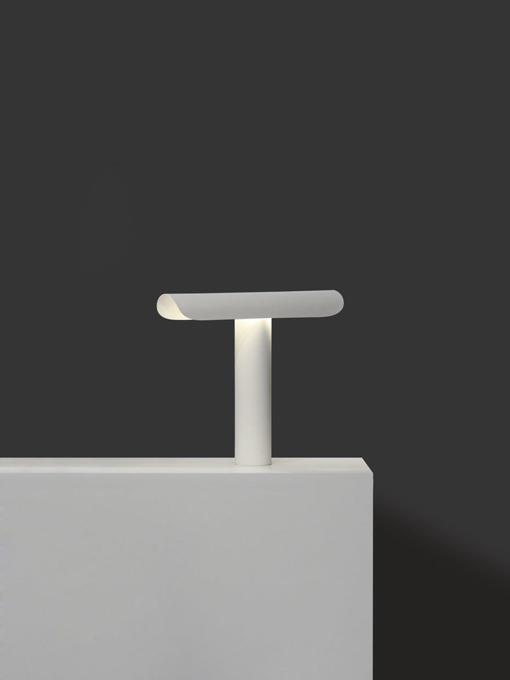 Lampa T