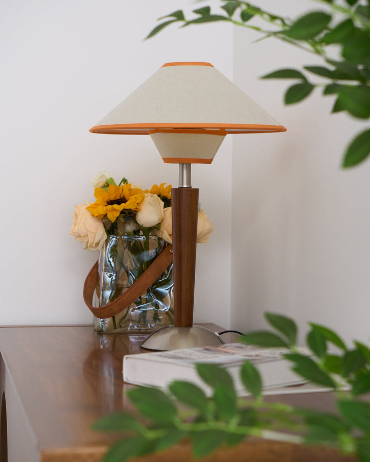 Lampa stołowa Talonwood
