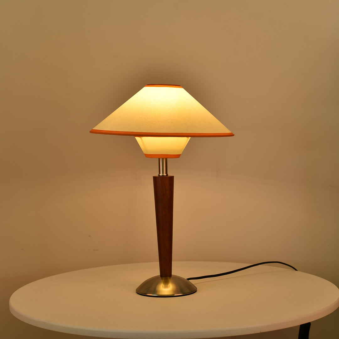 Lampa stołowa Talonwood