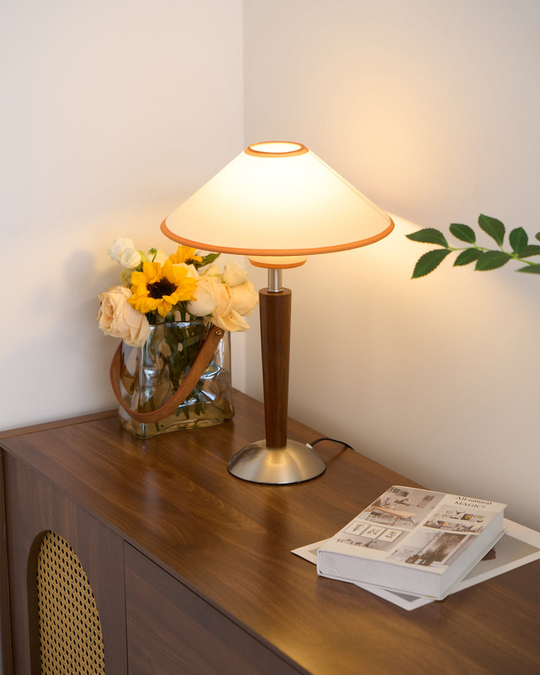 Lampa stołowa Talonwood