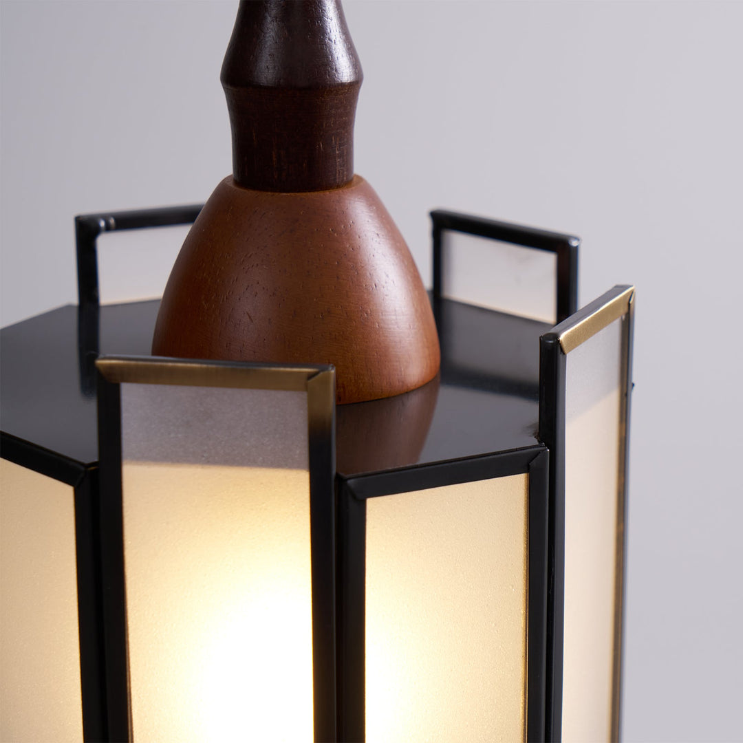 Lampa wisząca Tiffany ze witrażem