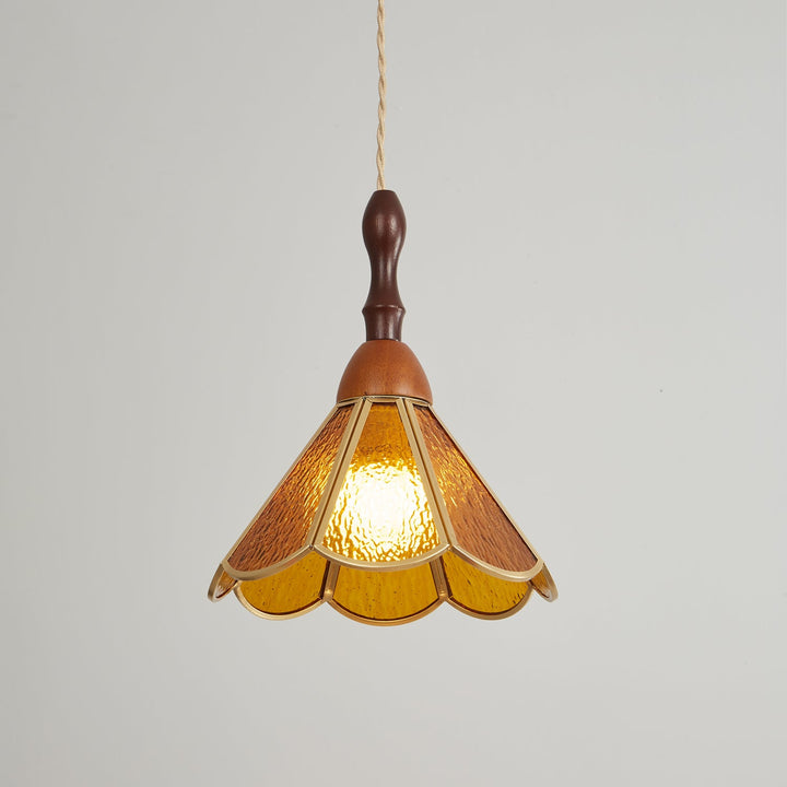 Lampa wisząca Tiffany ze witrażem