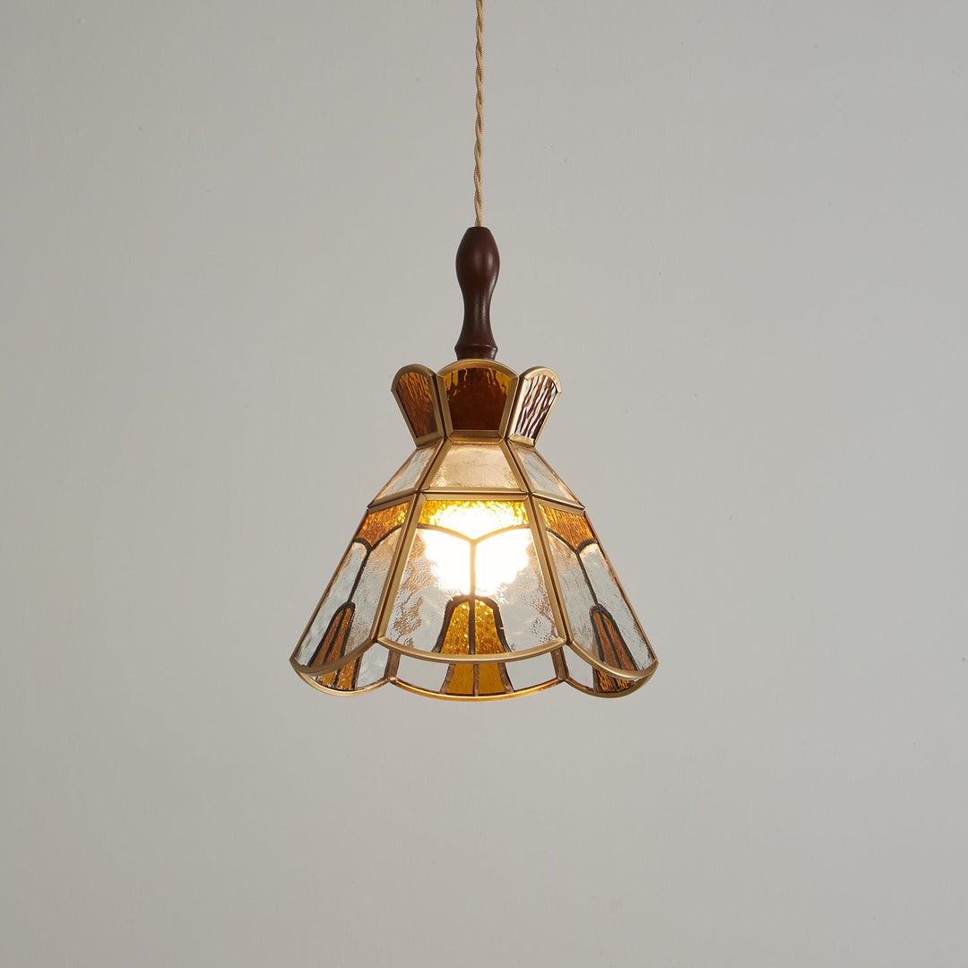 Lampa wisząca Tiffany ze witrażem