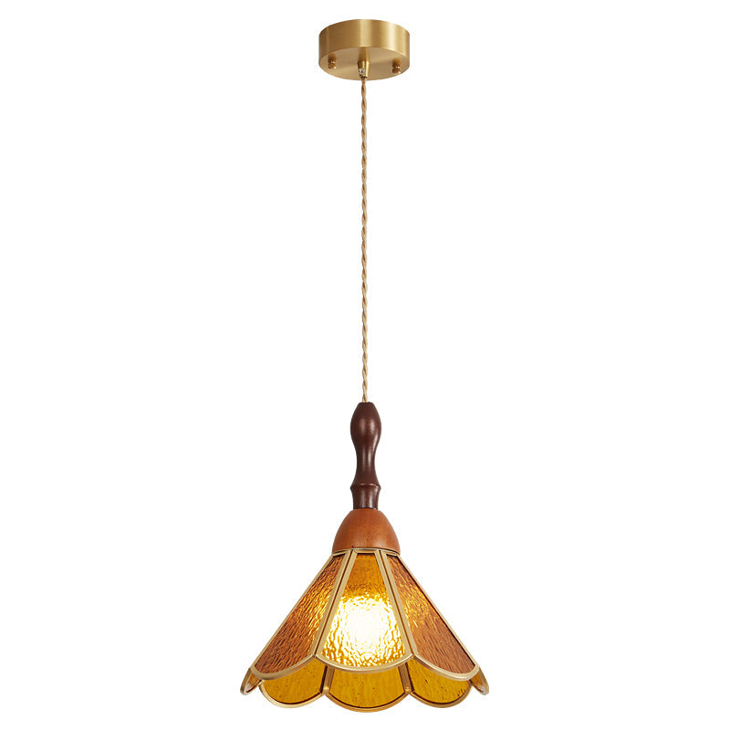 Lampa wisząca Tiffany ze witrażem