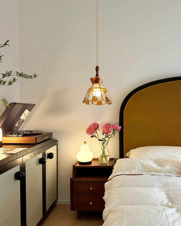 Lampa wisząca Tiffany ze witrażem