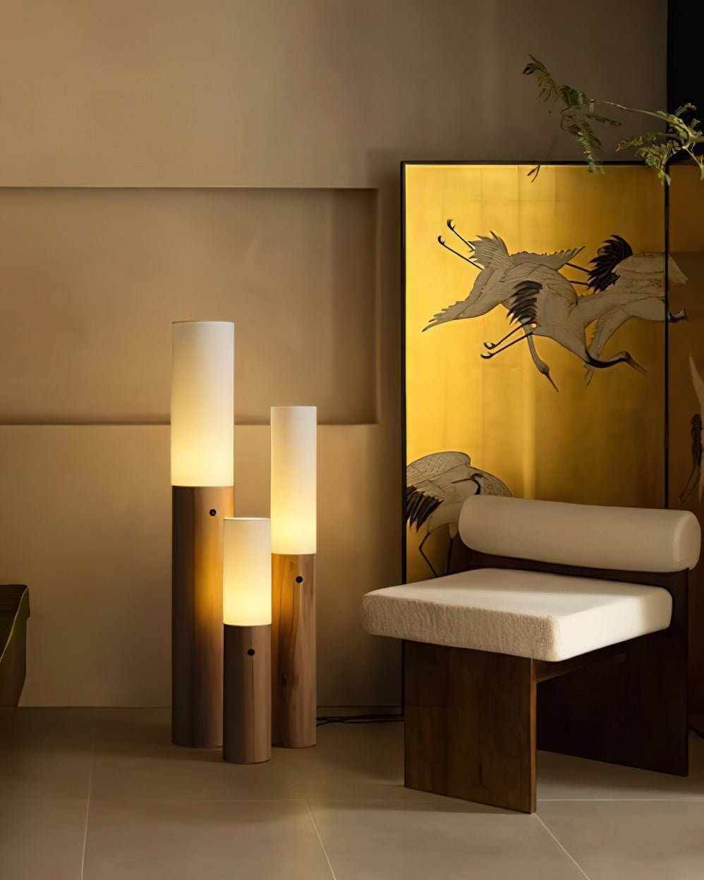 Lampa Podłogowa Kolumnowa z Drewna
