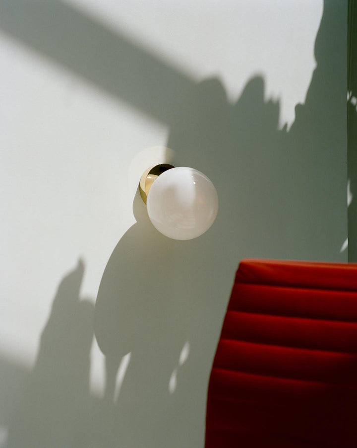 Lampa Ścienna Tip of The Tongue