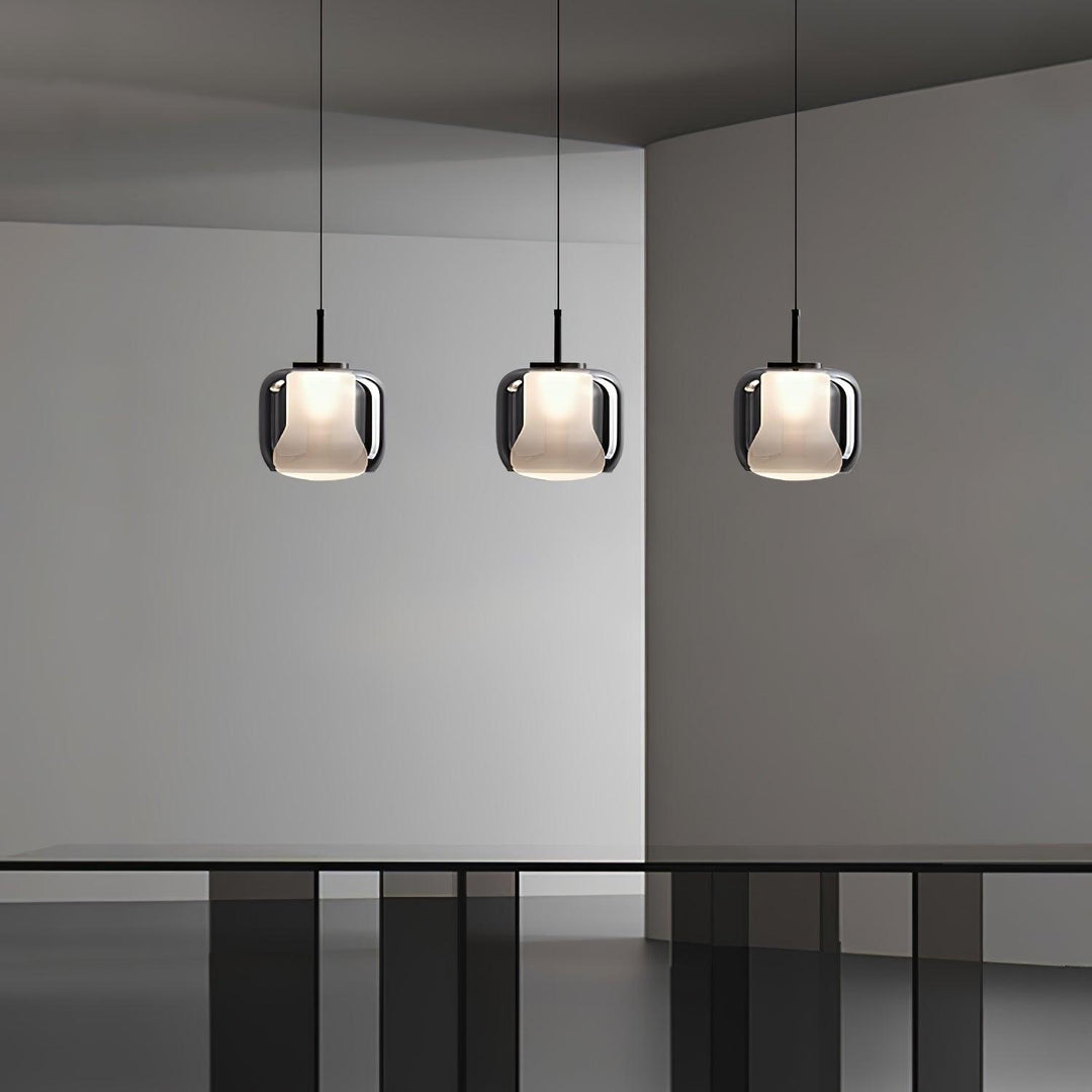 Szklana lampa wisząca Titan