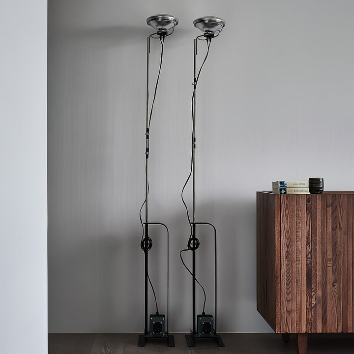 Lampa podłogowa Toio