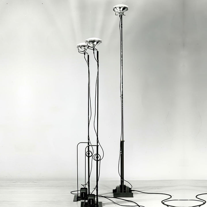 Lampa podłogowa Toio