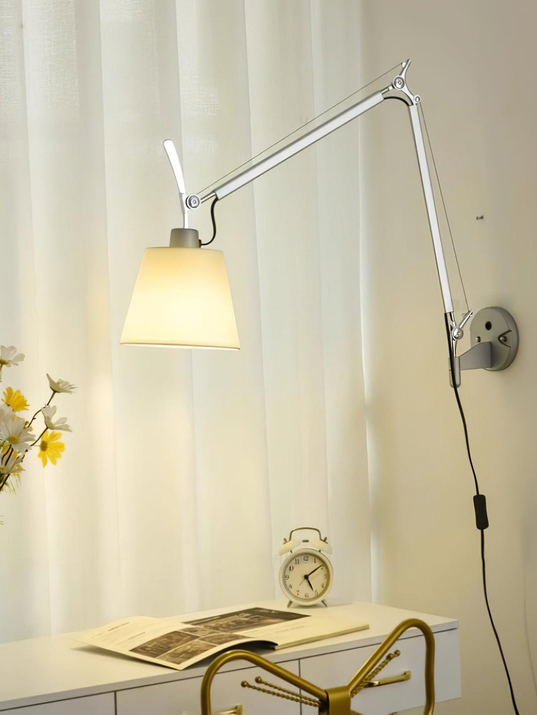 Lampa Ścienna Rocker w Nowoczesnym Designie