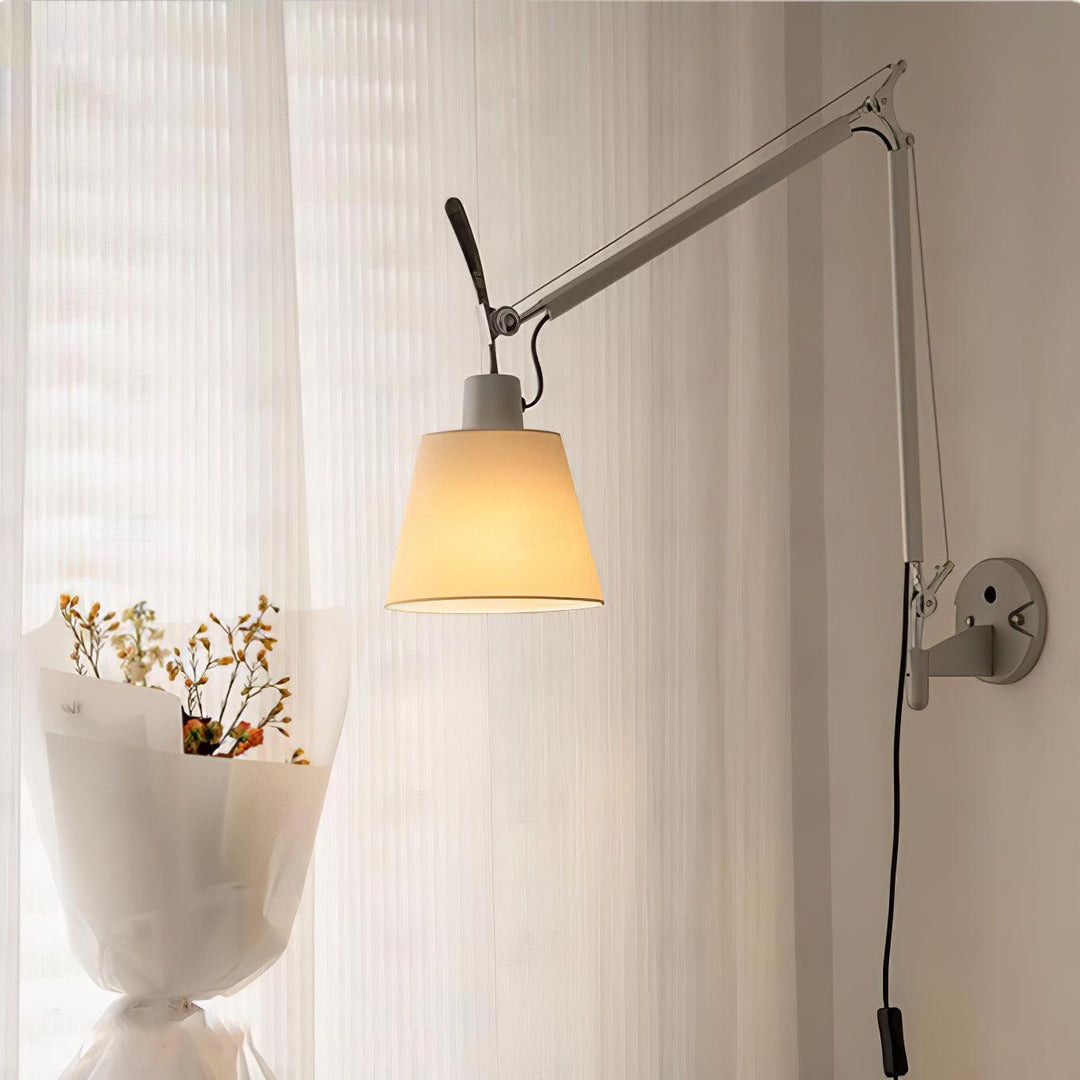 Lampa Ścienna Rocker w Nowoczesnym Designie
