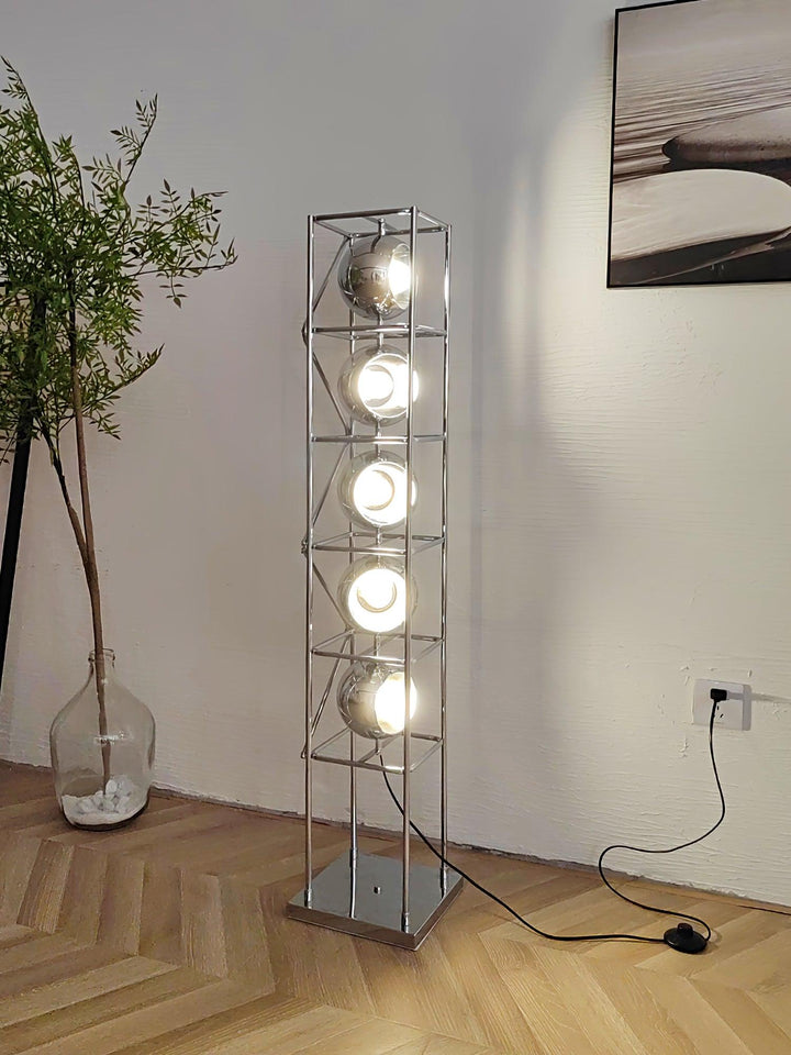 Lampa Podłogowa Wieża Kul