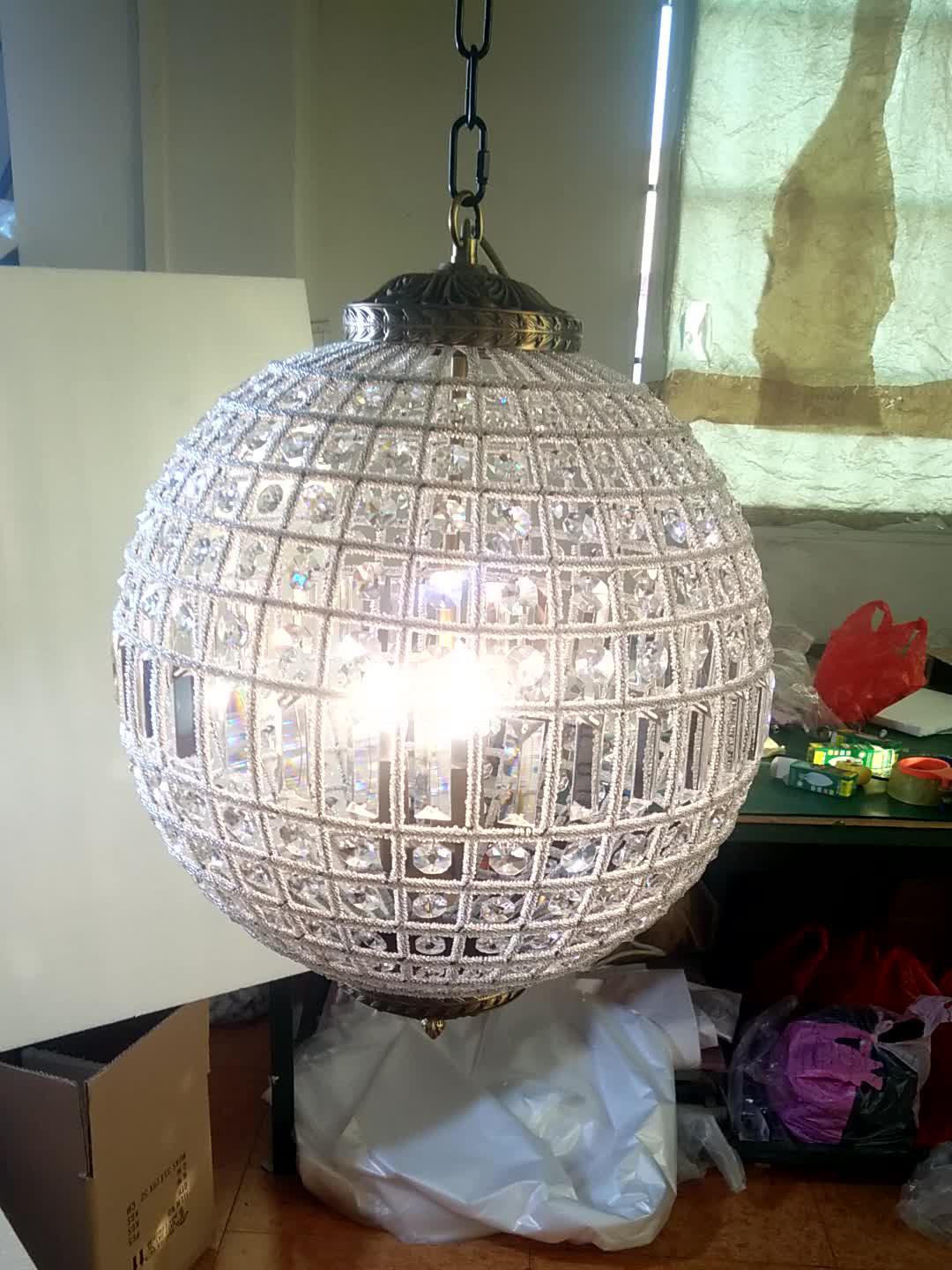 Tradycyjna Złota Lampa Wisząca Globe