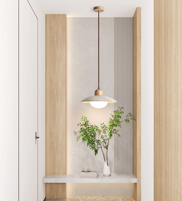 Lampa wisząca z travertynu w kształcie kopuły