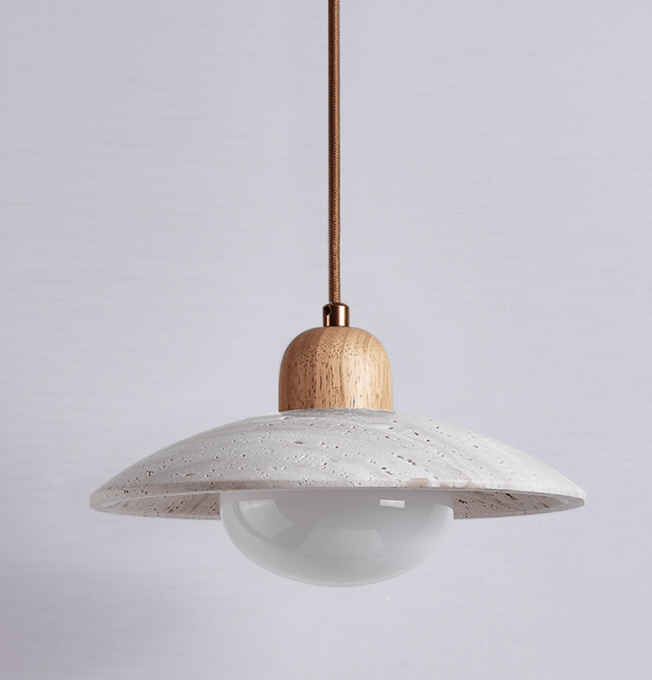 Lampa wisząca z travertynu w kształcie kopuły