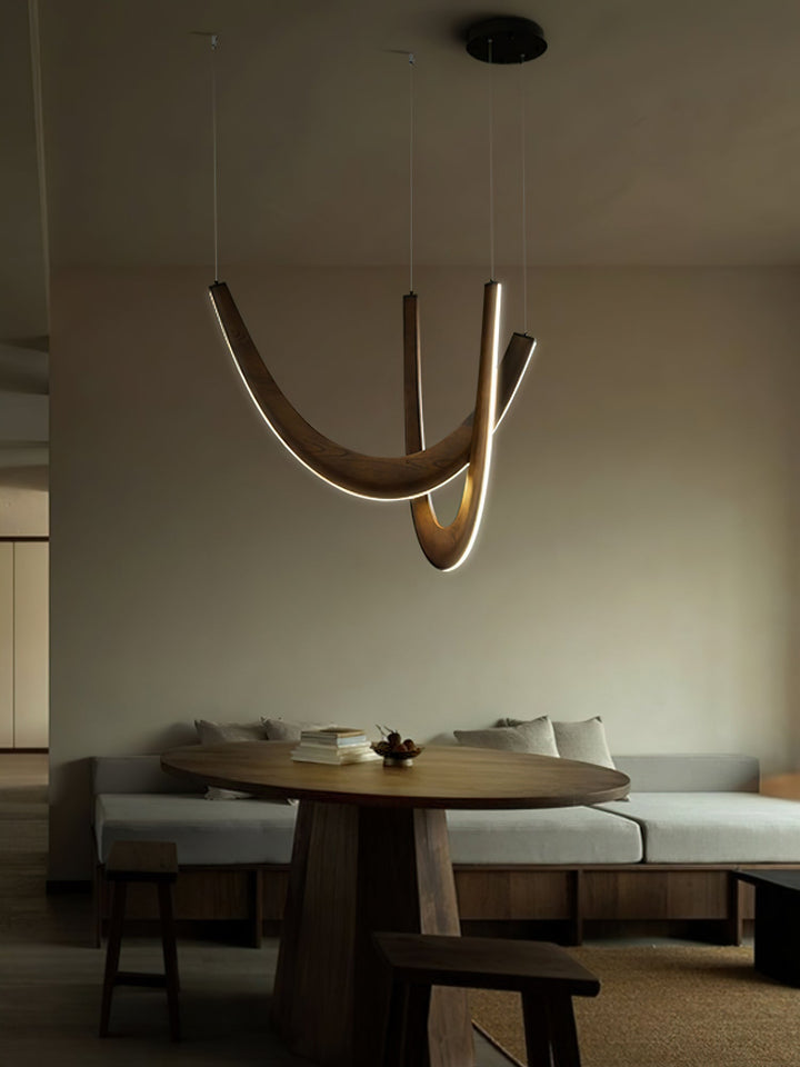 Lampa wisząca U z drewna