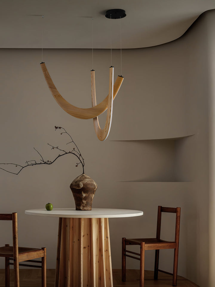Lampa wisząca U z drewna