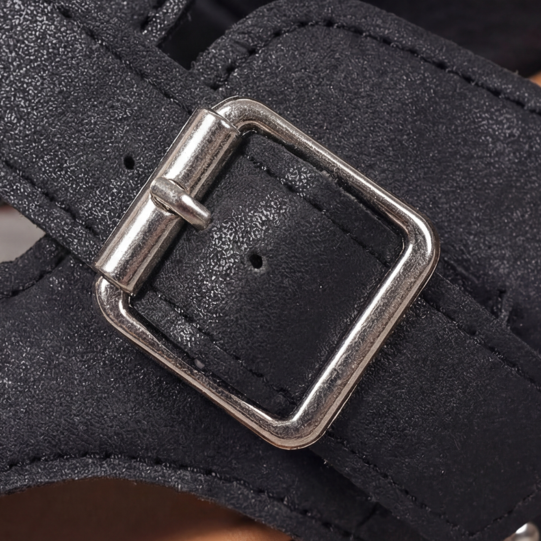 Solana – Retro korkowe sandały na koturnie z detalami w postaci nitów