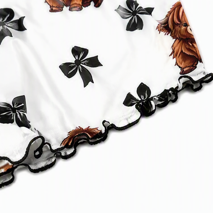 Duskwear – Zestaw ramiączek i szortów w wzór Highland Cow