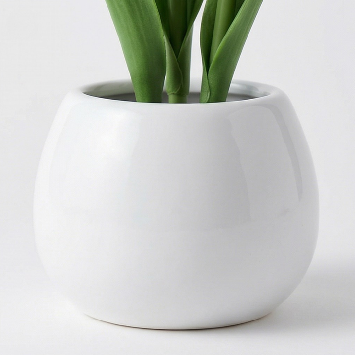 Bloomora – Lampa LED w kształcie tulipana z ceramiczną wazonem