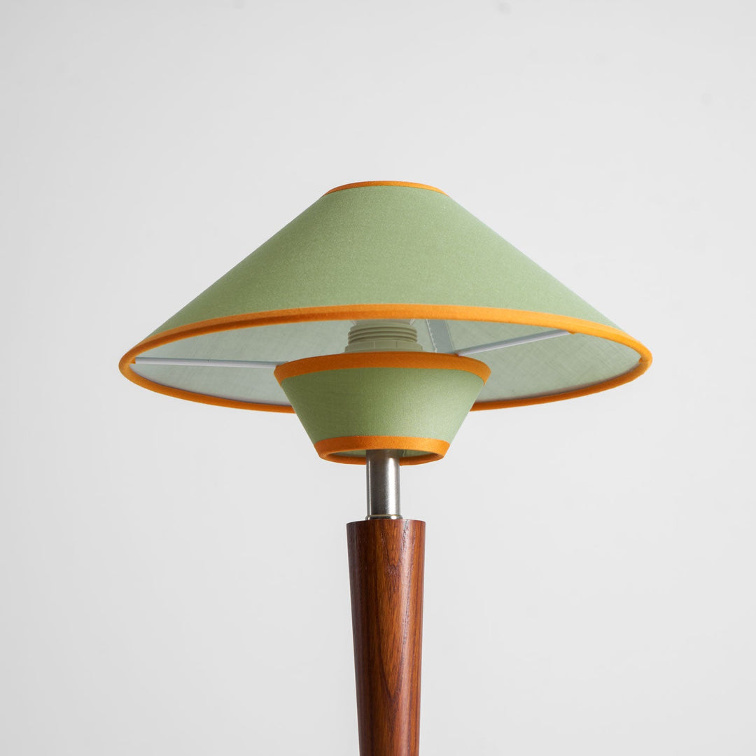 Lampa stołowa Talonwood