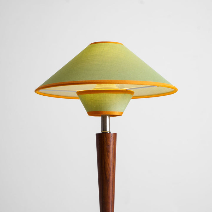 Lampa stołowa Talonwood