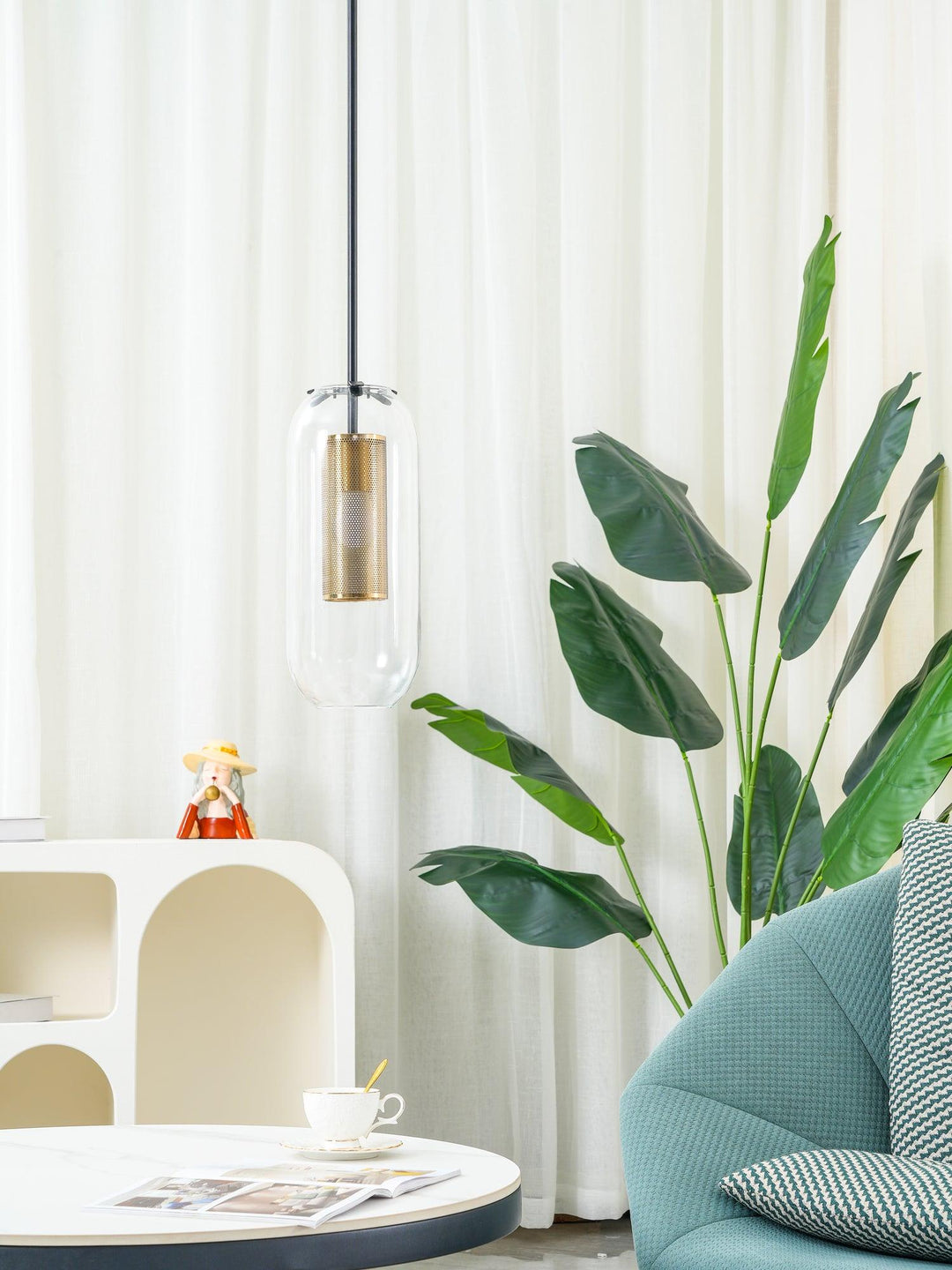 Lampa wisząca Vadim z szklanym kloszem