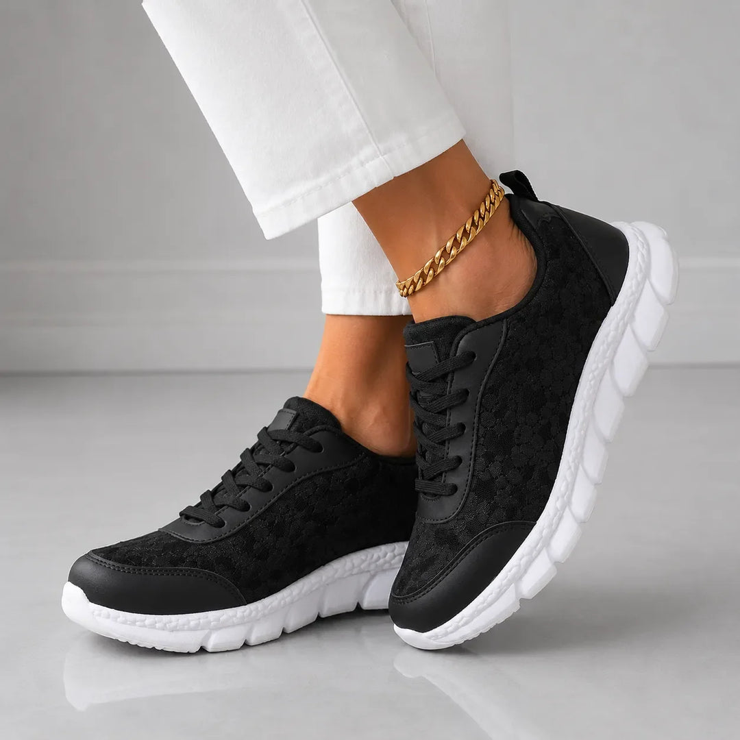 Stelline – Sneakers na platformie z siateczki w gwiazdki dla kobiet, oddychające białe