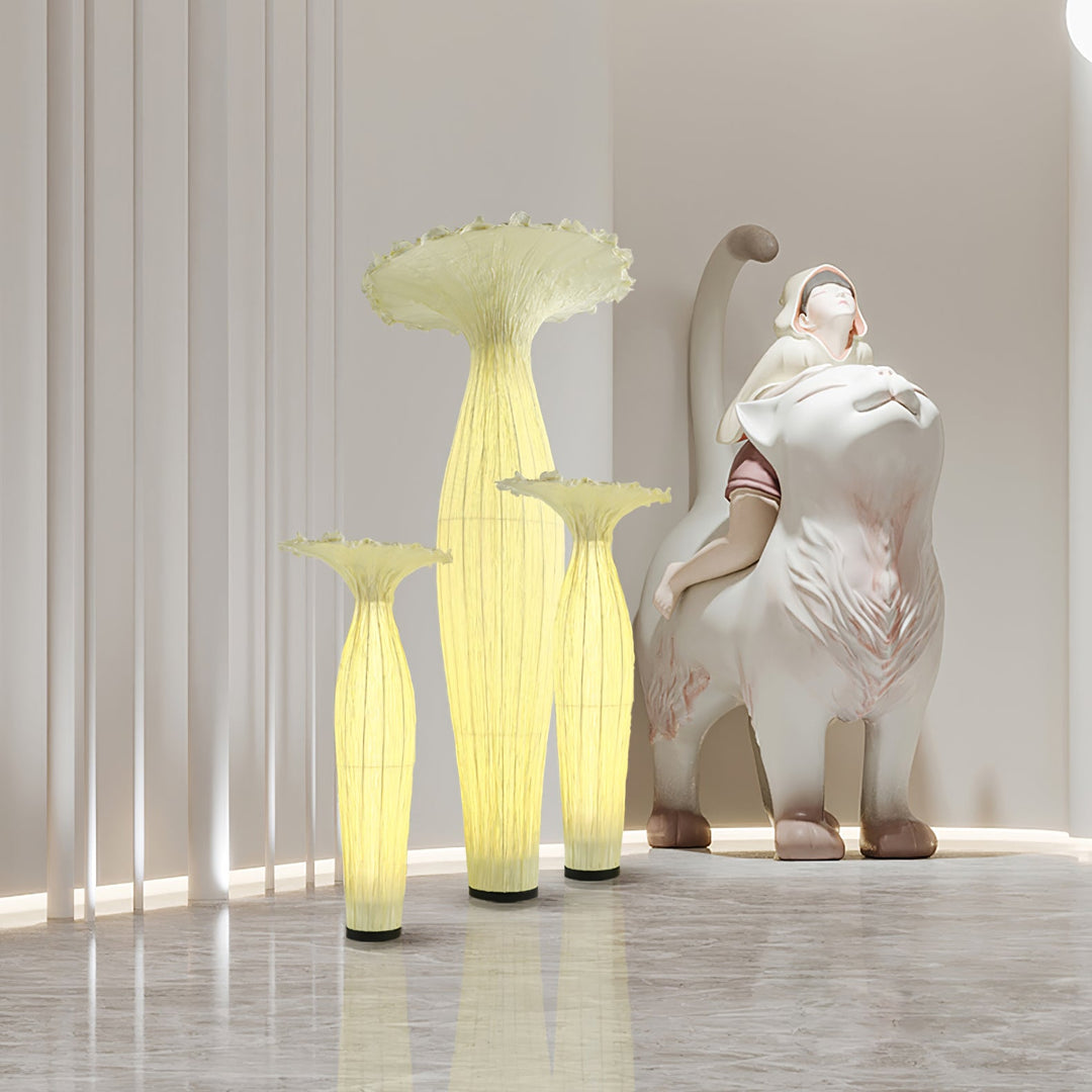 Lampa Podłogowa z Tkaniny w Kształcie Wazonu