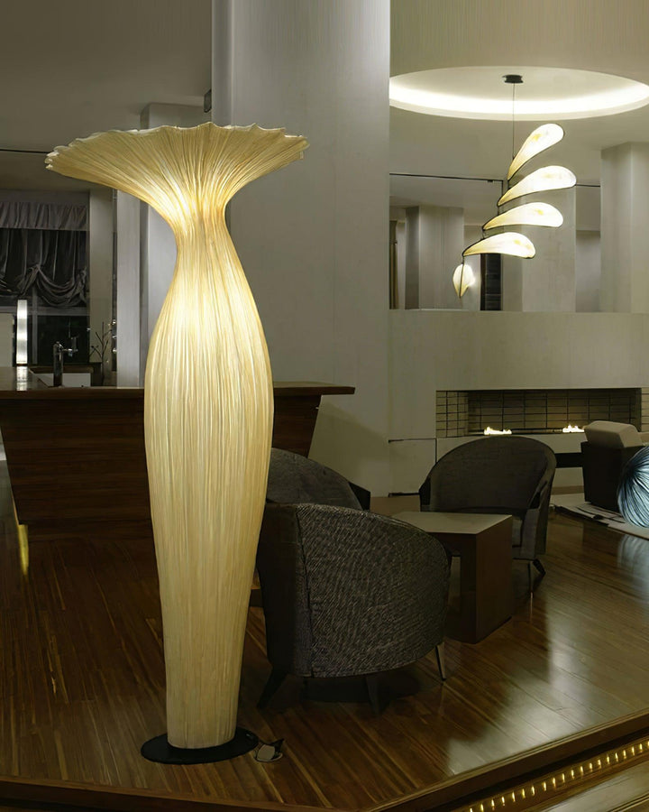 Lampa Podłogowa z Tkaniny w Kształcie Wazonu