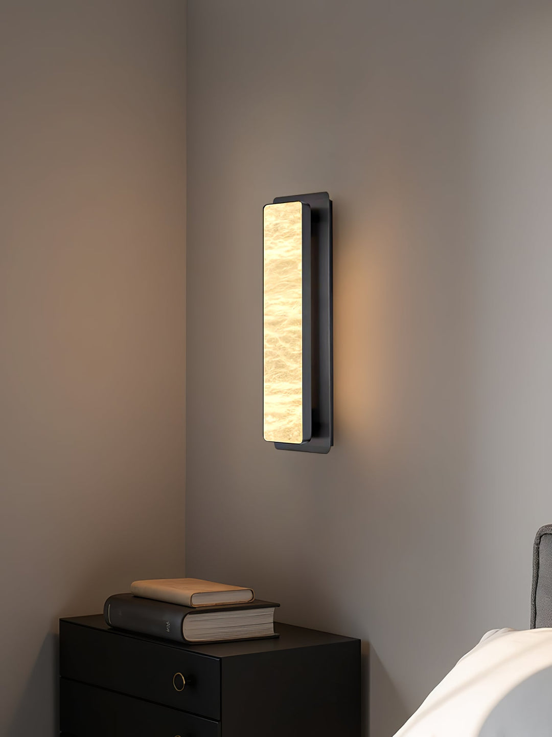 Lampa Ścienna Velmora Alabaster