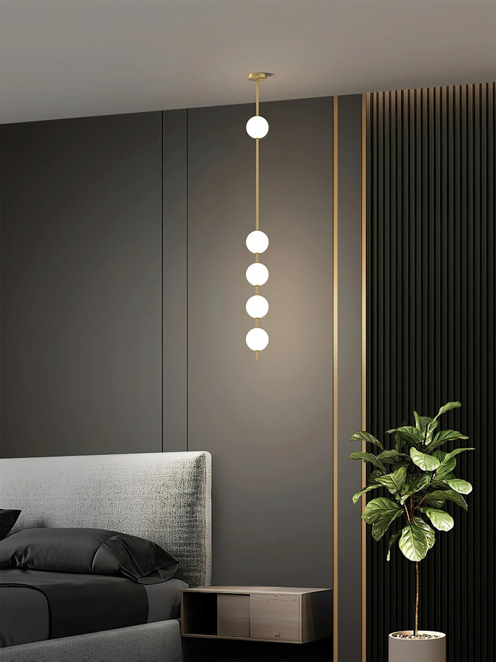 Lampa Wisząca z Pionowymi Kulami