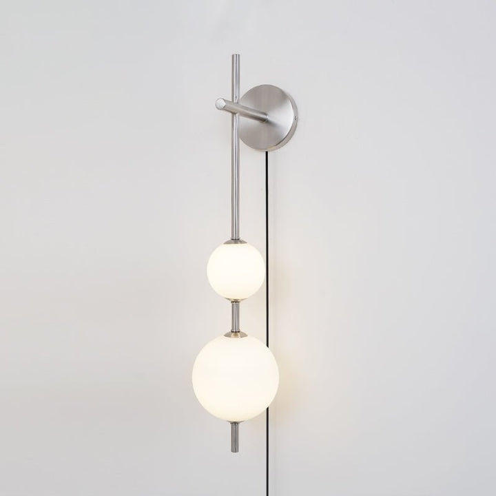 Pionowa Lampa Ścienna z Globusem