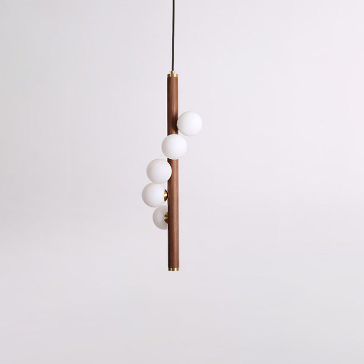 Pionowa Lampa Wisząca z Drewna Orb