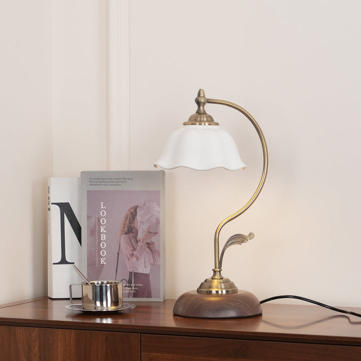 Lampa Stołowa Vintage Laiton