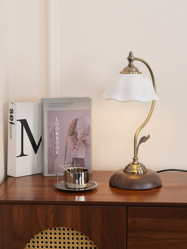 Lampa Stołowa Vintage Laiton