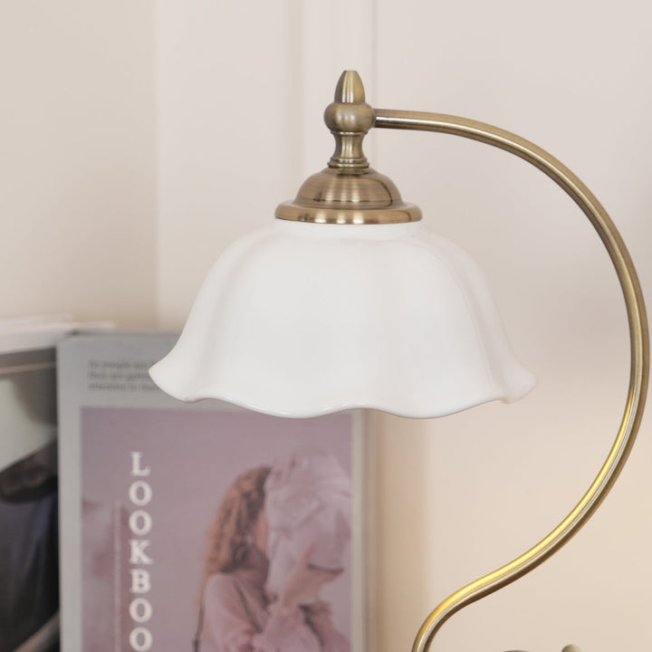 Lampa Stołowa Vintage Laiton